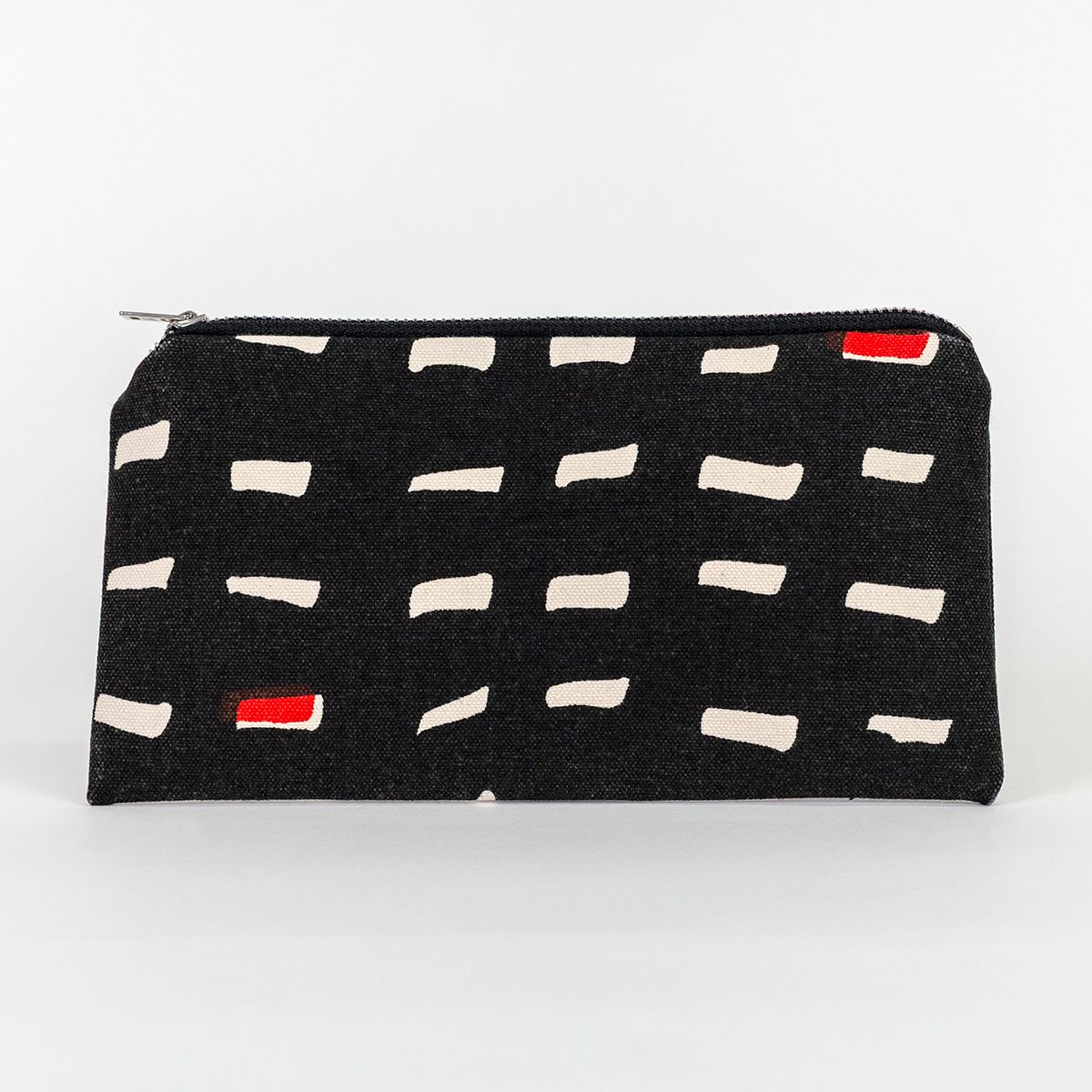 Dash (pouch)